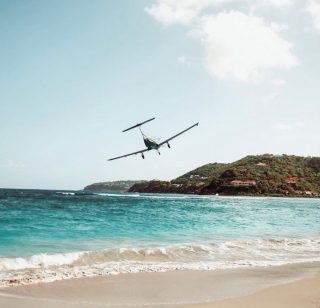 Next stop…paradise ✈️ 🏝 • • #wildsideofstbarth #stbarth #stbarthlife #stbarthstyle #tropical #FWI #goodvibes #islandlife #summer #beach #nature #love #travel #visitwildsideofstbarth #stjeanstbarth #unbelievable