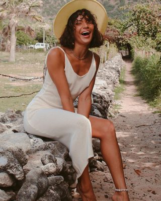 Smile: a little happiness that is under your nose ! 🌴✨ • • • • #wildside #saintbarth #sbh #tropical #beauty #dress #hat #simplicity #ootd #goodvibe #natural #love #smile #caribbean Model : @mahinasb 🌾